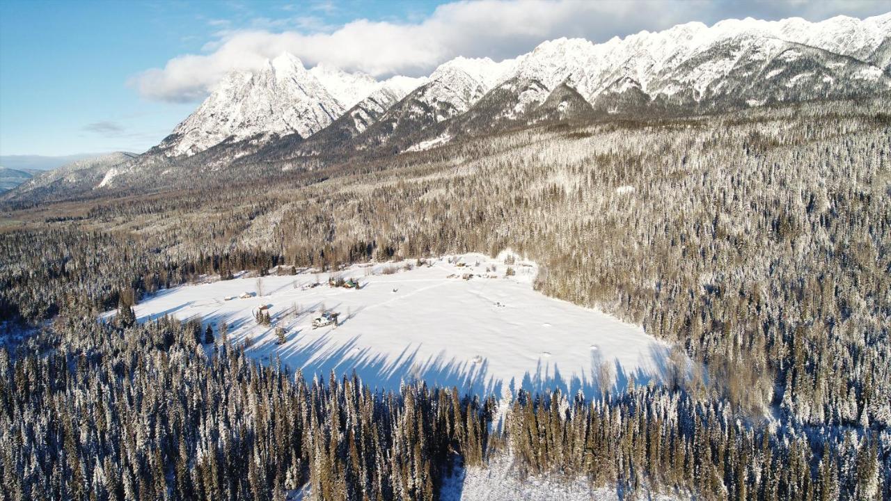 Rocky Ridge Resort-Bc Smithers Exterior photo
